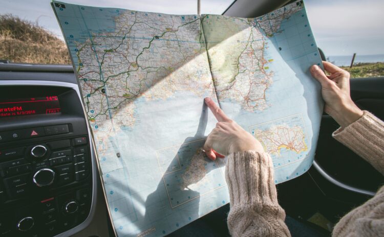 10 Unverzichtbare Tipps für den Roadtrip 2023: Vorbereitung auf lange oder grenzüberschreitende Abenteuer